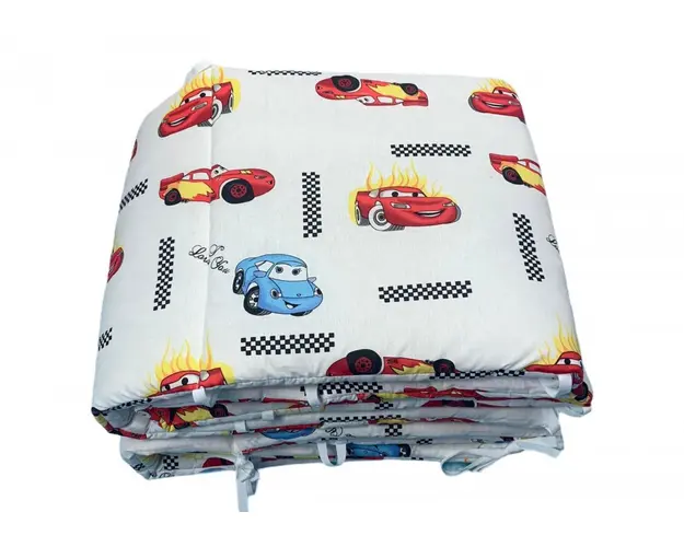Set de aparatori pufoase h35 pat 140x70 cm DeLuxe Cars pe alb