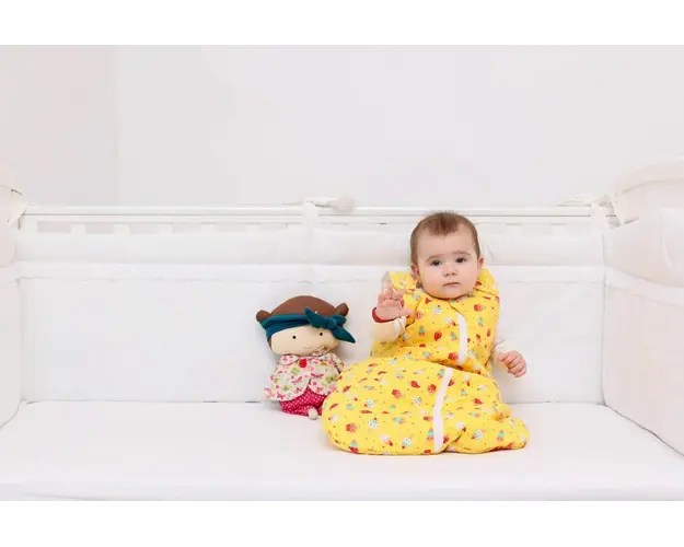 Set protectii patut KidsDecor alb cu dantela din bumbac 60x120 cm