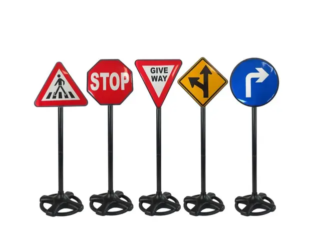 Set semne de circulatie de jucarie pentru copii 82 cm LeanToys