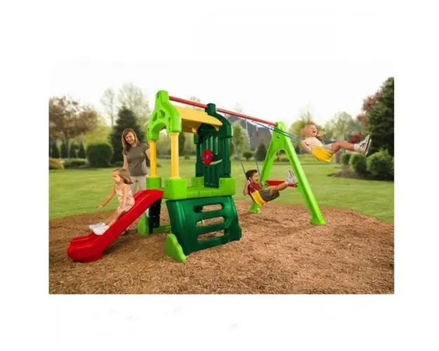 Spatiu de joaca cu tobogan si leagan Little Tikes Clubhouse