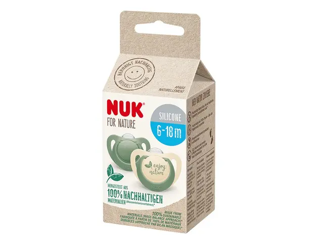 Set 2 suzete Nuk for Nature din silicon M2 6-18 luni verde