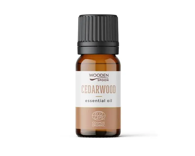 Ulei esential de cedru, eco-bio, 10 ml, Wooden Spoon