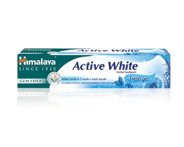 Himalaya Active White Fresh Gel Toothpaste 75 ml