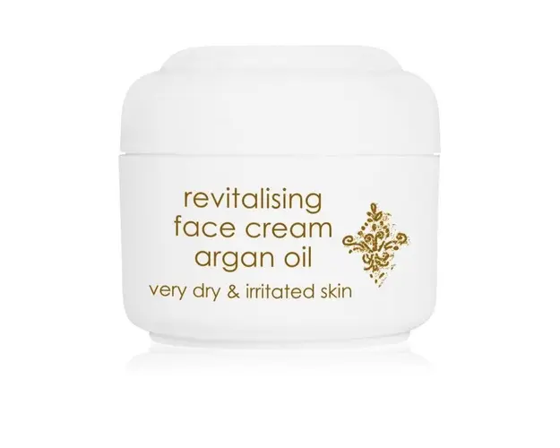ZIAJA Argan Oil- Crema protectoare de zi, 50 ml