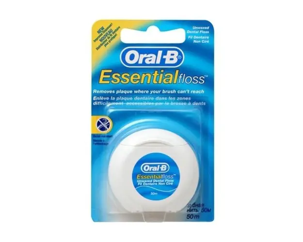 Oral B Ata dentara Essential Floss, 50m