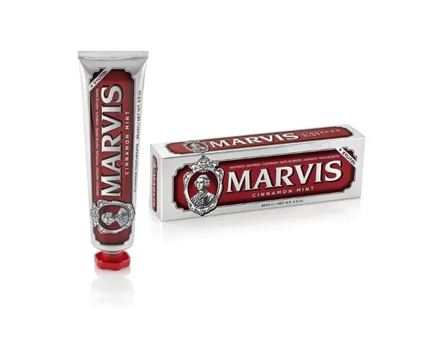 Marvis pasta de dinti Cinnamon Mint, 85ml