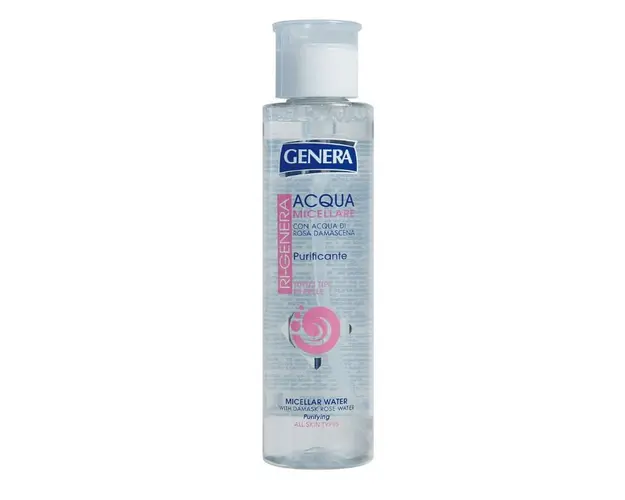 Genera Apa micelara cu apa de trandafir de Damasc, 250ml 