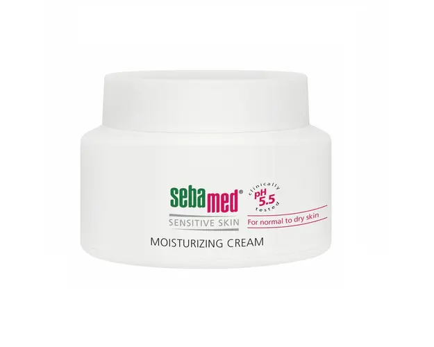 Sebamed Sensitive Skin, Crema dermatologica hidratanta cu vitamina E, pentru fata, 75 ml