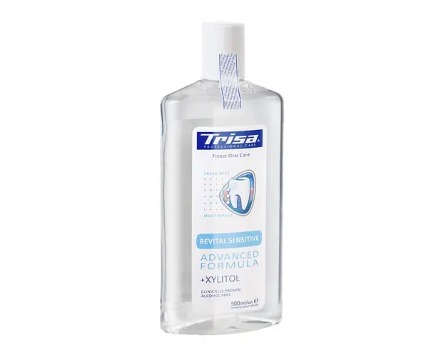 Apa de gura Revital Sensitive +Xylitol, 500 ml, Trisa